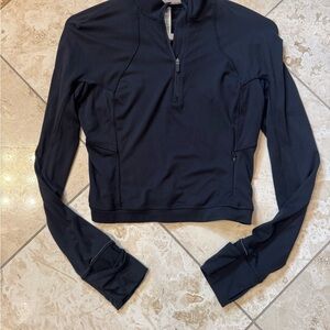 Lululemon Womens cropped Black Long Sleeve Top